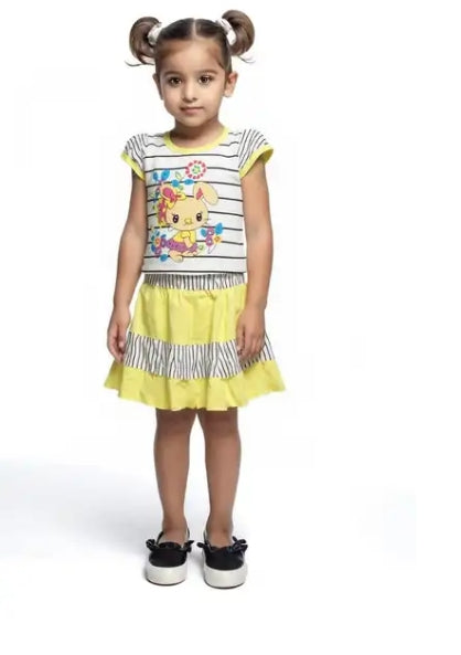 Baby Girl Printed T-Shirt with Skirt Set – Short Sleeves (12–15 Months)