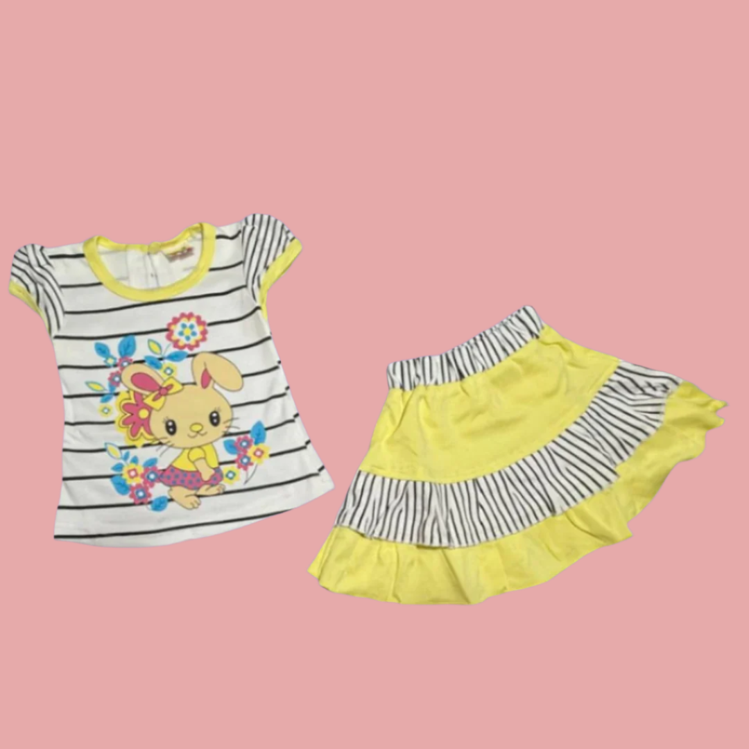 Baby Girl Printed T-Shirt with Skirt Set – Short Sleeves (12–15 Months)