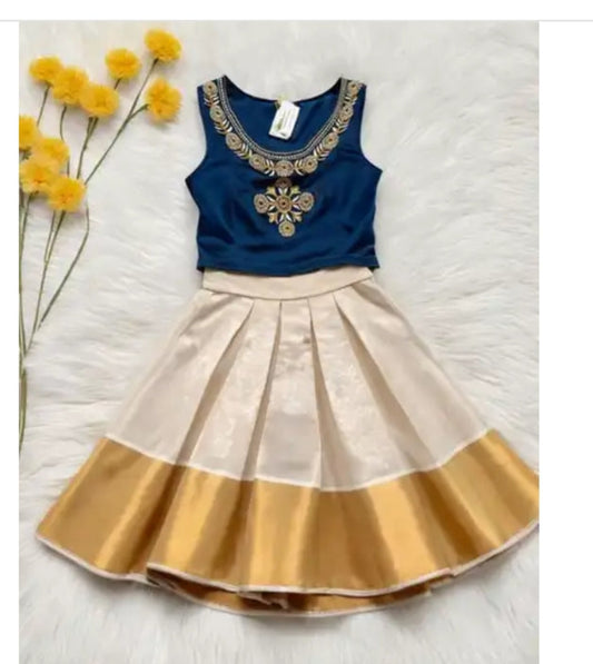 Girl Kerala Traditional/Ethnic Wear